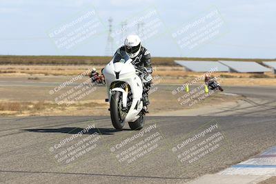 media/Nov-03-2024-TrackDaz (Sun) [[44580f4982]]/B Group/1220pm (Wheelie Bump)/